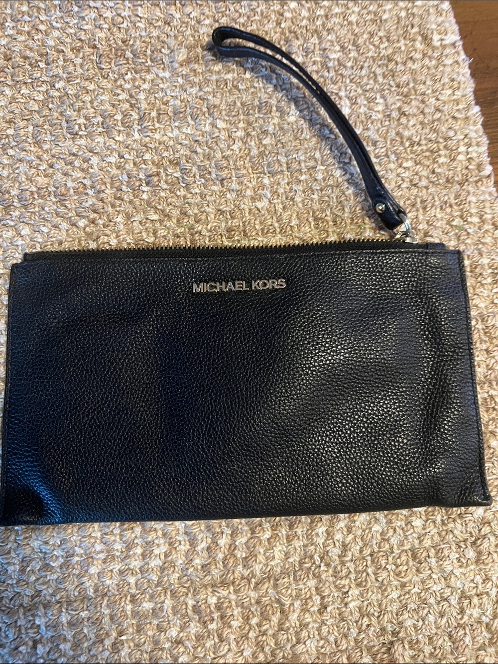 Preowned Michael Kors Black Pebbled Leather Wristlet with Gold Logo